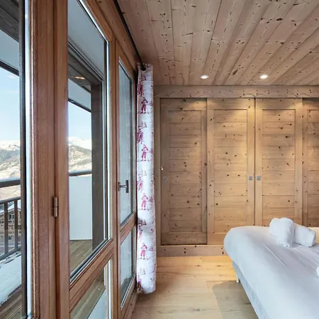 - Pieces 404 Courchevel