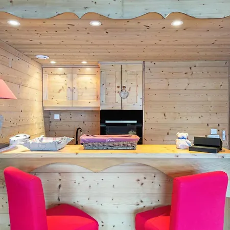 - Pieces 404 Courchevel
